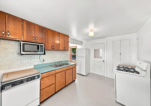 Photo 3 of Single family home for sale at 5210 Colfax Ave N, Minneapolis, MN 55430 | MLS# 7111240 | Listing updated on 2026-09-14