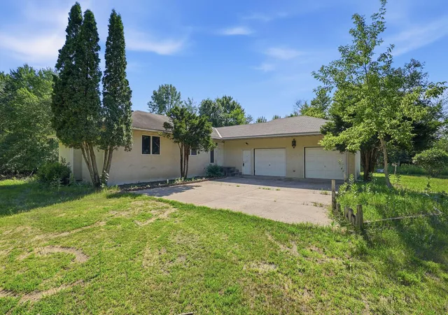 Photo 3 of Single family home for sale at 1630 221st Avenue Nw, Cedar, MN 55011 | MLS# 7111242 | Listing updated on 2026-08-12
