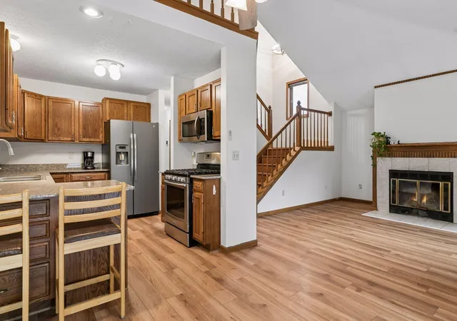 Photo 1 of Single family home for sale at 7887 72nd Street S, Cottage Grove, MN 55016 | MLS# 7111248 | Listing updated on 2026-10-22