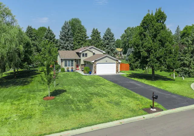 2nd image of 14216 Underclift Ct Nw, Andover, MN 55304 | MLS# 7111262