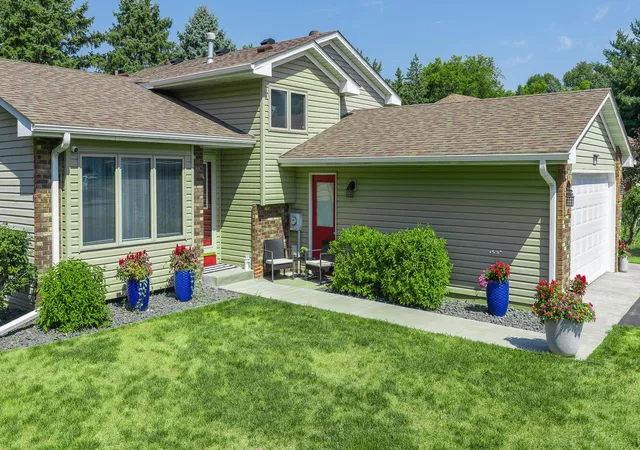 3rd image of 14216 Underclift Ct Nw, Andover, MN 55304 | MLS# 7111262