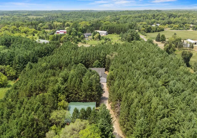 Photo 1 of Single family home for sale at 2161 Goose Lake Rd, New Richmond, WI 54017 | MLS# 7111267 | Listing updated on 2026-09-23