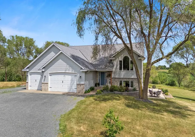4th image of 1683 89Th St, New Richmond, WI 54017 | MLS# 7111274