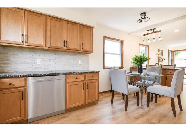 4th image of 4219 Monroe St Ne, Minneapolis, MN 55421 | MLS# 7111291