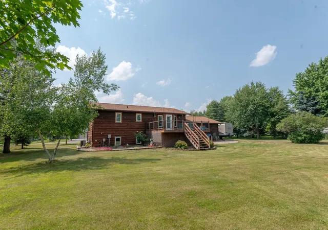 5th image of 512 Pinetree Dr, Perham, MN 56573 | MLS# 7111308