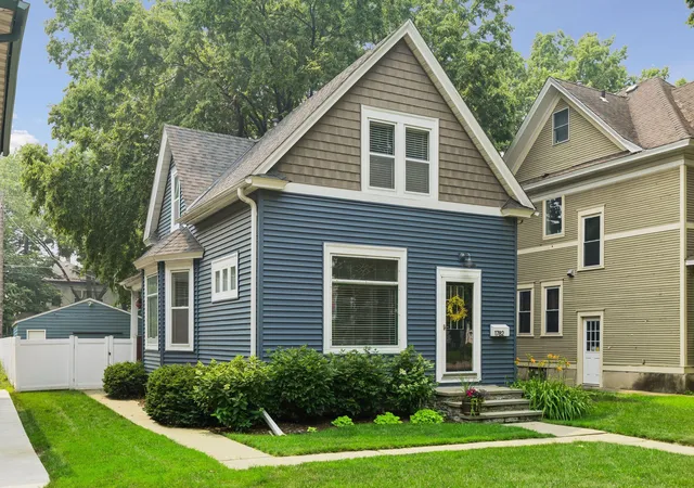 Photo 1 of Single family home for sale at 1782 Marshall Ave, Saint Paul, MN 55104 | MLS# 7111334 | Listing updated on 2026-09-07