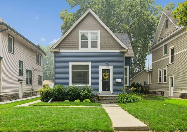 Photo 2 of Single family home for sale at 1782 Marshall Ave, Saint Paul, MN 55104 | MLS# 7111334 | Listing updated on 2026-09-07