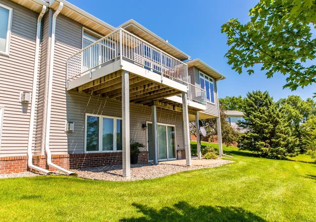 Photo 2 of Single family home for sale at 15157 Crestone Cir, Rosemount, MN 55068 | MLS# 7111340 | Listing updated on 2026-09-22