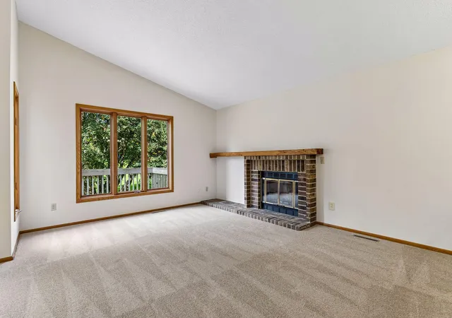 Photo 3 of Single family home for sale at 3149 Farnum Dr, Saint Paul, MN 55121 | MLS# 7111359 | Listing updated on 2026-10-13