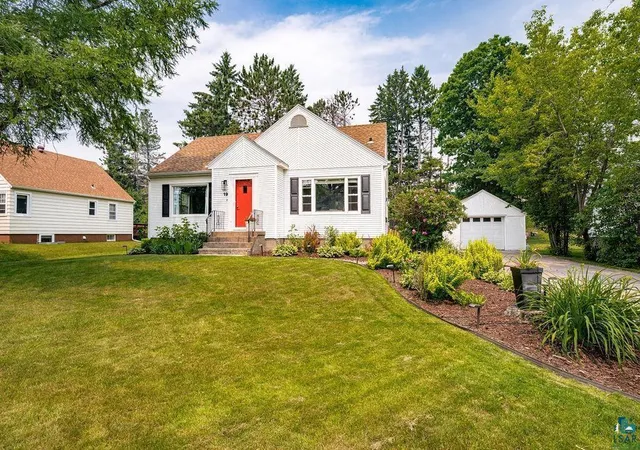 1st image of 19 E Buffalo St, Duluth, MN 55811 | MLS# 7111362