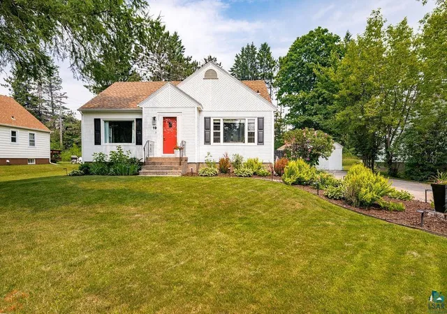 2nd image of 19 E Buffalo St, Duluth, MN 55811 | MLS# 7111362