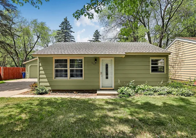 Photo 1 of Sale Pending at 1727 14th Avenue S, Saint Cloud, MN 56301 | MLS# 7111369 | Listing updated on 2026-09-03