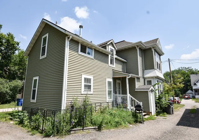 3rd image of 313 7th St S, Moorhead, MN 56560 | MLS# 7111376