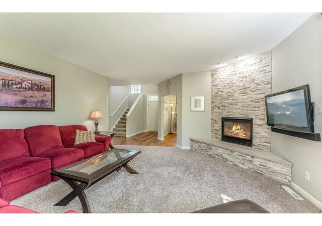 Photo 3 of Sale Pending at 3381 Delano Dr, Stillwater, MN 55082 | MLS# 7111415 | Listing updated on 2026-09-07