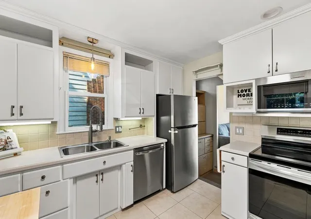 Photo 4 of Sale Pending at 4909 Drew Ave S, Minneapolis, MN 55410 | MLS# 7111418 | Listing updated on 2026-08-20