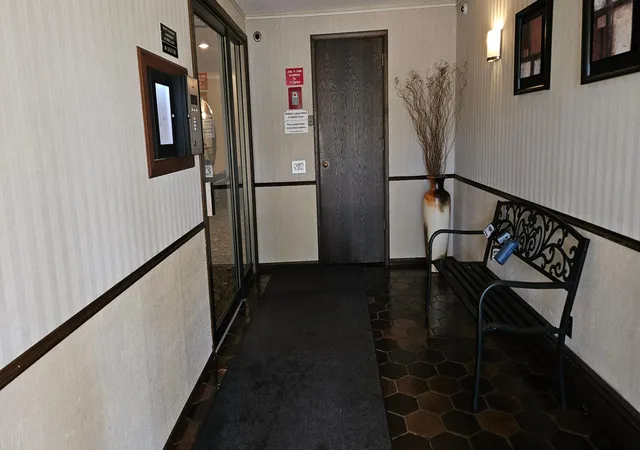 Photo 2 of Condo for sale at 260 Westview Dr #303, Saint Paul, MN 55118 | MLS# 7111421 | Listing updated on 2026-09-08