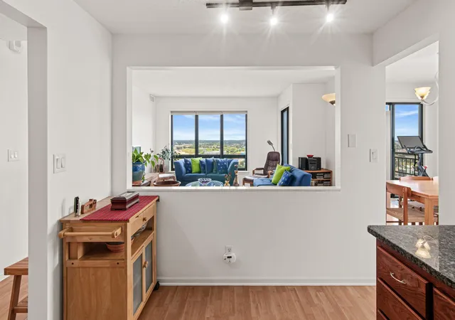 Photo 3 of Condo for sale at 168 6th Street E #3205, Saint Paul, MN 55101 | MLS# 7111430 | Listing updated on 2026-09-22