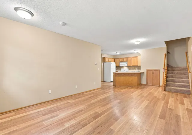 Photo 4 of Single family home for sale at 1863 Riverwood Dr #14, Burnsville, MN 55337 | MLS# 7111445 | Listing updated on 2026-08-25