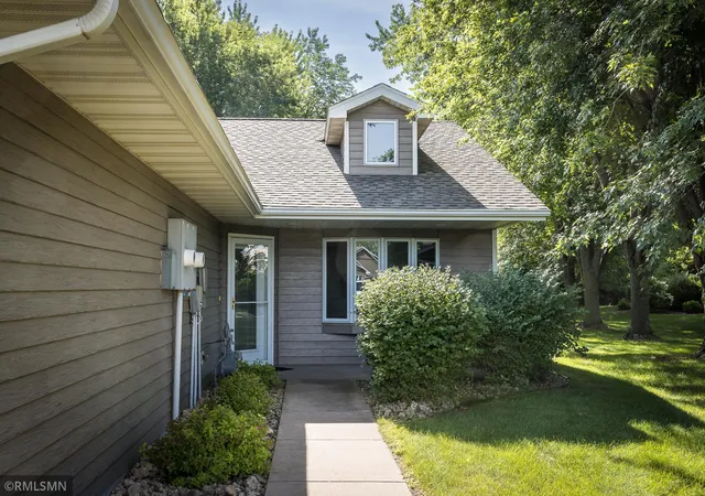 3rd image of 335 Creekview Court, Baldwin, WI 54002 | MLS# 7111447