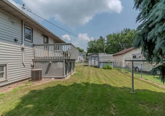 Photo 3 of Single family home for sale at 407 5th Avenue Sw, Little Falls, MN 56345 | MLS# 7111456 | Listing updated on 2026-08-19