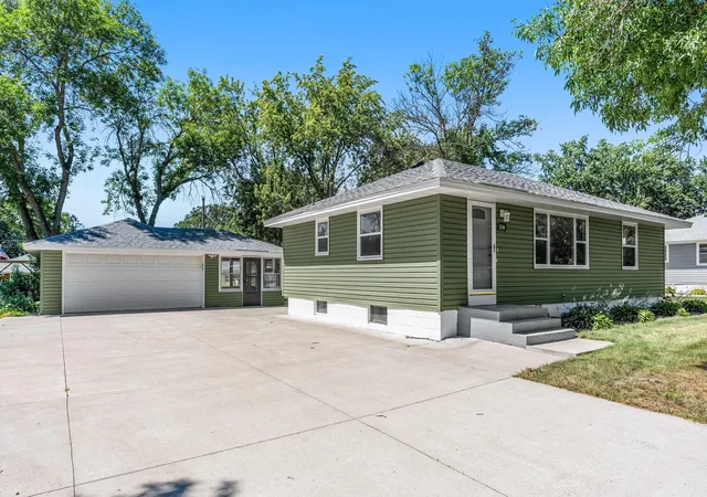 Photo 1 of Sale Pending at 11346 Norway St Nw, Minneapolis, MN 55448 | MLS# 7111462 | Listing updated on 2026-10-01
