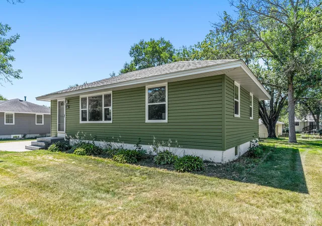Photo 2 of Sale Pending at 11346 Norway St Nw, Minneapolis, MN 55448 | MLS# 7111462 | Listing updated on 2026-10-01