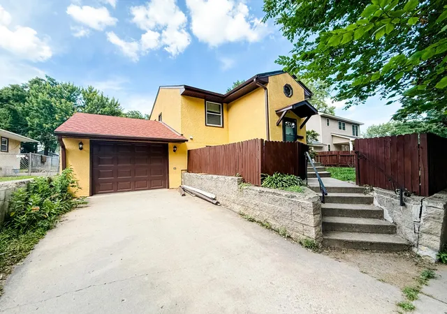 Photo 2 of Sale Pending at 145 Jessamine Ave E, Saint Paul, MN 55117 | MLS# 7111487 | Listing updated on 2026-10-13