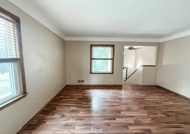 Photo 3 of Sale Pending at 145 Jessamine Ave E, Saint Paul, MN 55117 | MLS# 7111487 | Listing updated on 2026-10-13