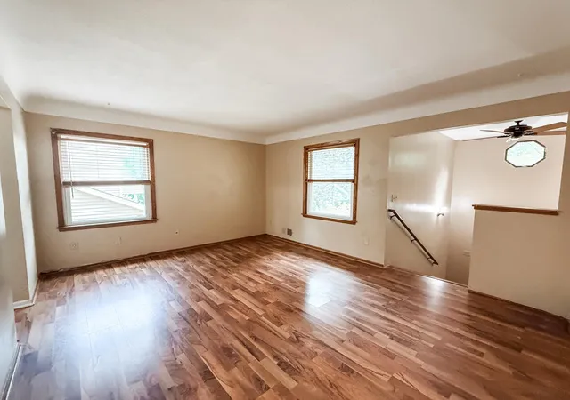Photo 4 of Sale Pending at 145 Jessamine Ave E, Saint Paul, MN 55117 | MLS# 7111487 | Listing updated on 2026-10-13
