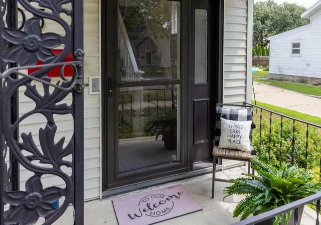 image of 203 S Garden St, Lake City, MN 55041 | MLS# 7111514