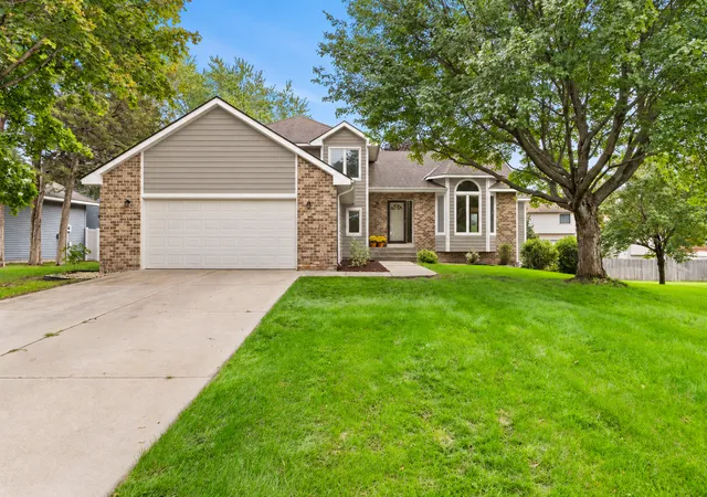 Photo 4 of Single family home for sale at 3728 123rd Lane NW, Minneapolis, MN 55433 | MLS# 7111518 | Listing updated on 2026-10-02