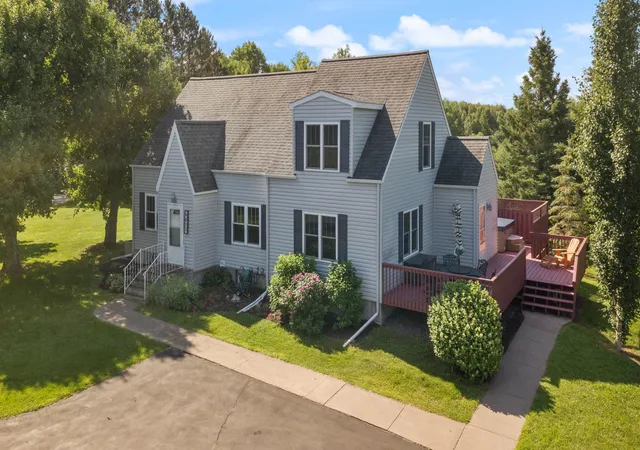 1st image of 4073 Reinke Rd, Duluth, MN 55811 | MLS# 7111550