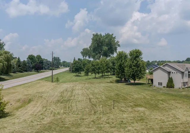 Photo 4 of Single family home for sale at 101 Schwinghammer Dr, Albany, MN 56307 | MLS# 7111574 | Listing updated on 2026-07-18