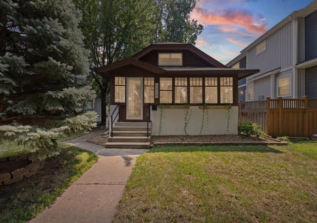 1st image of 1414 Juliet Ave, Saint Paul, MN 55105 | MLS# 7111591