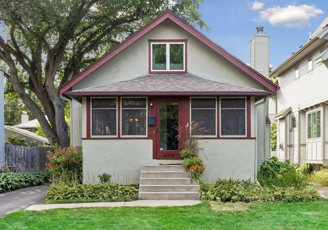 Photo 2 of Sale Pending at 4314 Beard Ave S, Minneapolis, MN 55410 | MLS# 7111618 | Listing updated on 2026-10-28