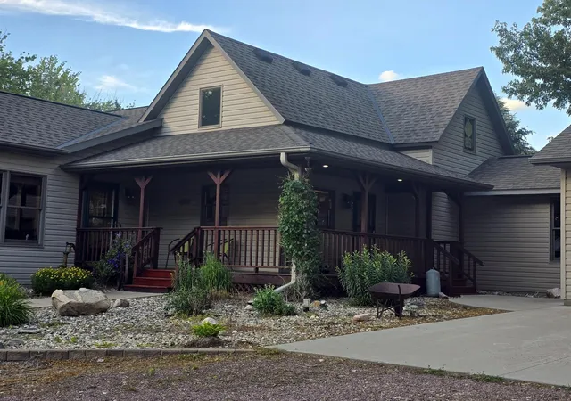 Photo 3 of Single family home for sale at 93529 500th Avenue, Windom, MN 56101 | MLS# 7111634 | Listing updated on 2026-09-01