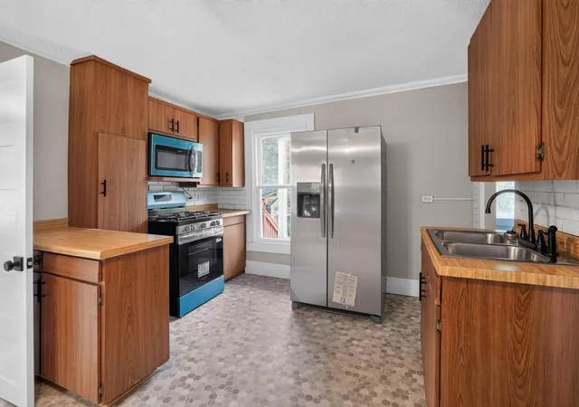 Photo 3 of Single family home for sale at 619 Locust St, Hudson, WI 54016 | MLS# 7111647 | Listing updated on 2026-08-30