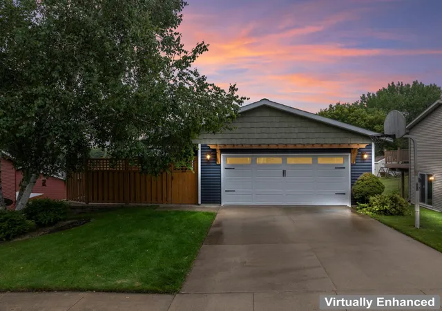 Photo 2 of Sale Pending at 614 37th Street Sw, Rochester, MN 55902 | MLS# 7111651 | Listing updated on 2026-08-27