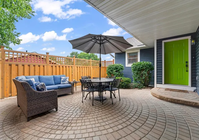 Photo 3 of Sale Pending at 614 37th Street SW, Rochester, MN 55902 | MLS# 7111651 | Listing updated on 2026-08-27