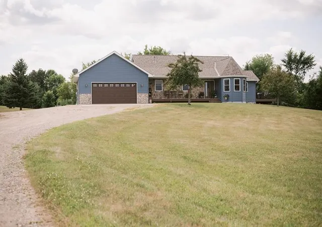 Photo 2 of Single family home for sale at 9199 50th Street Nw, Annandale, MN 55302 | MLS# 7111660 | Listing updated on 2026-09-15