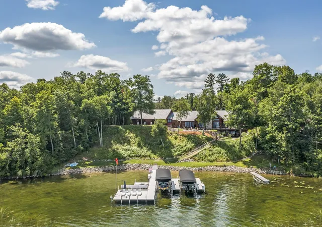 1st image of 2468 Maple Dr Sw, Nisswa, MN 56468 | MLS# 7111701