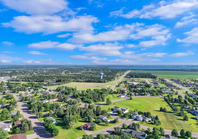 29th image of 380 7th St Ne, Perham, MN 56573 | MLS# 7111731