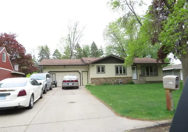 Photo 2 of Sale Pending at 1012 Borgert Ave, Saint Cloud, MN 56303 | MLS# 7111753 | Listing updated on 2026-08-22