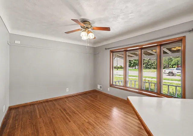 Photo 3 of Single family home for sale at 2842 Lexington Ave S, Saint Paul, MN 55121 | MLS# 7111762 | Listing updated on 2026-09-04