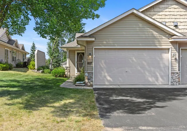 Photo 1 of Sale Pending at 827 Winsome Way Nw, Isanti, MN 55040 | MLS# 7111782 | Listing updated on 2026-08-19