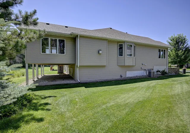 3rd image of 13637 Pierce St Ne, Andover, MN 55304 | MLS# 7111804