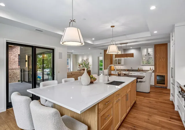 Listing Photo 2 - Condo for sale in building located at 150 Broadway Ave S, Wayzata, MN 55391 - Unit #2A