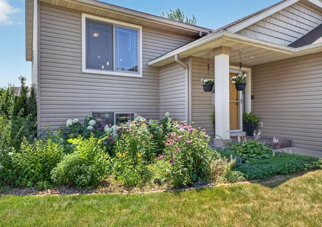 Photo 3 of Sale Pending at 1508 3rd Street Nw, Kasson, MN 55944 | MLS# 7111844 | Listing updated on 2026-08-14