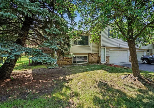 Photo 2 of Sale Pending at 48 Maple Is Rd, Burnsville, MN 55306 | MLS# 7111877 | Listing updated on 2026-08-20