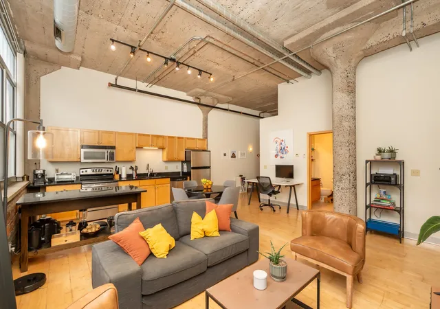 Photo 3 of Condo for sale at 521 S 7th Street #508, Minneapolis, MN 55415 | MLS# 7111907 | Listing updated on 2026-08-17